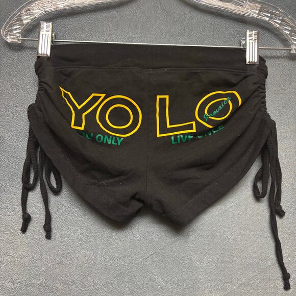 VTG YOLO Jamaican Shorts Island Tee Booty Hoochie Hot Pants You Only Live Once - Picture 1 of 7